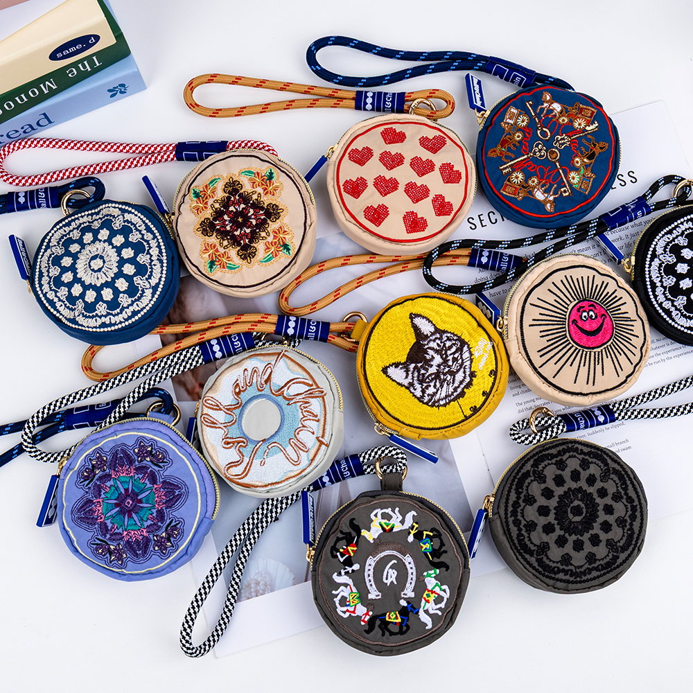 High-Appearance Value Mini Coin Purse Pendant Embroidered Coin Bag Portable Key Holder Waterproof