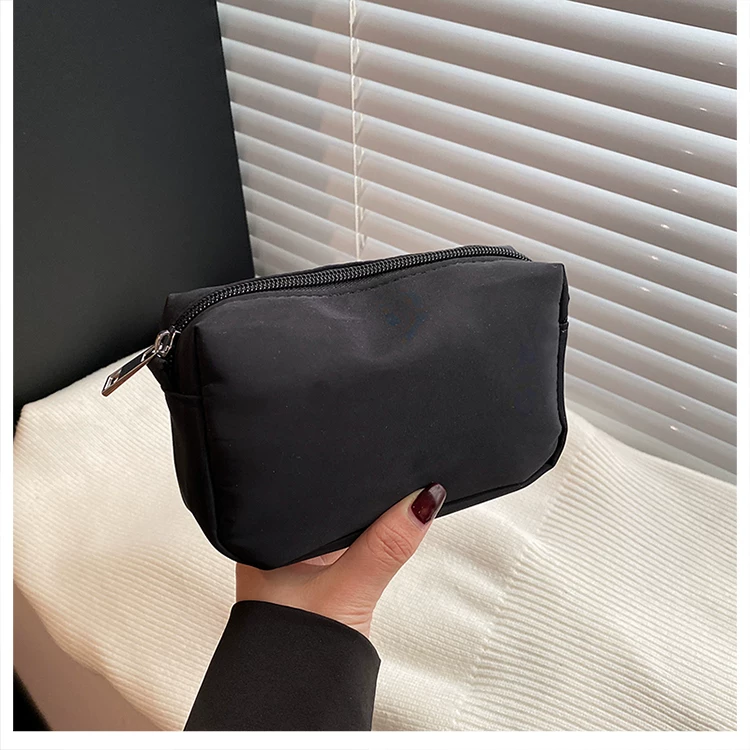 Cosmetic Bag for Women, Portable, New High-End Makeup Brush Holder, Travel Toiletry Bag, Large Capacity for Men