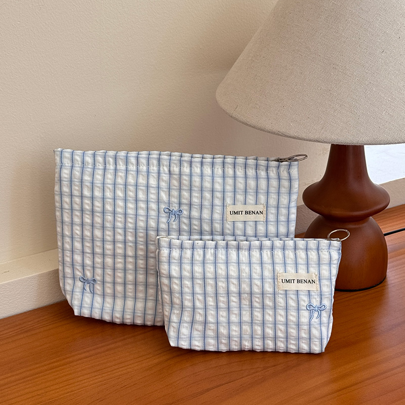 Cosmetic bag women's 2026 new arrival large capacity portable small cosmetics bag travel liner bag large capacity lipstick toiletry bag