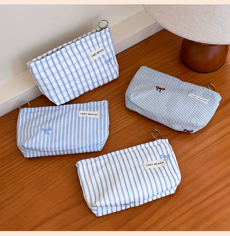 Cosmetic bag women's 2026 new arrival large capacity portable small cosmetics bag travel liner bag large capacity lipstick toiletry bag