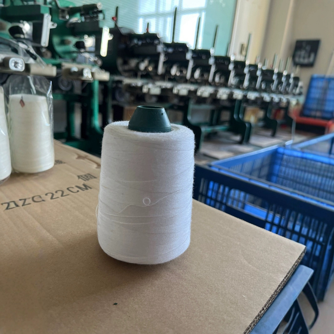 Manufacturer Provides 402 Backpack Cotton Thread, Handbag and Luggage Thread, Bleached 5000Y Sewing Thread, Durable