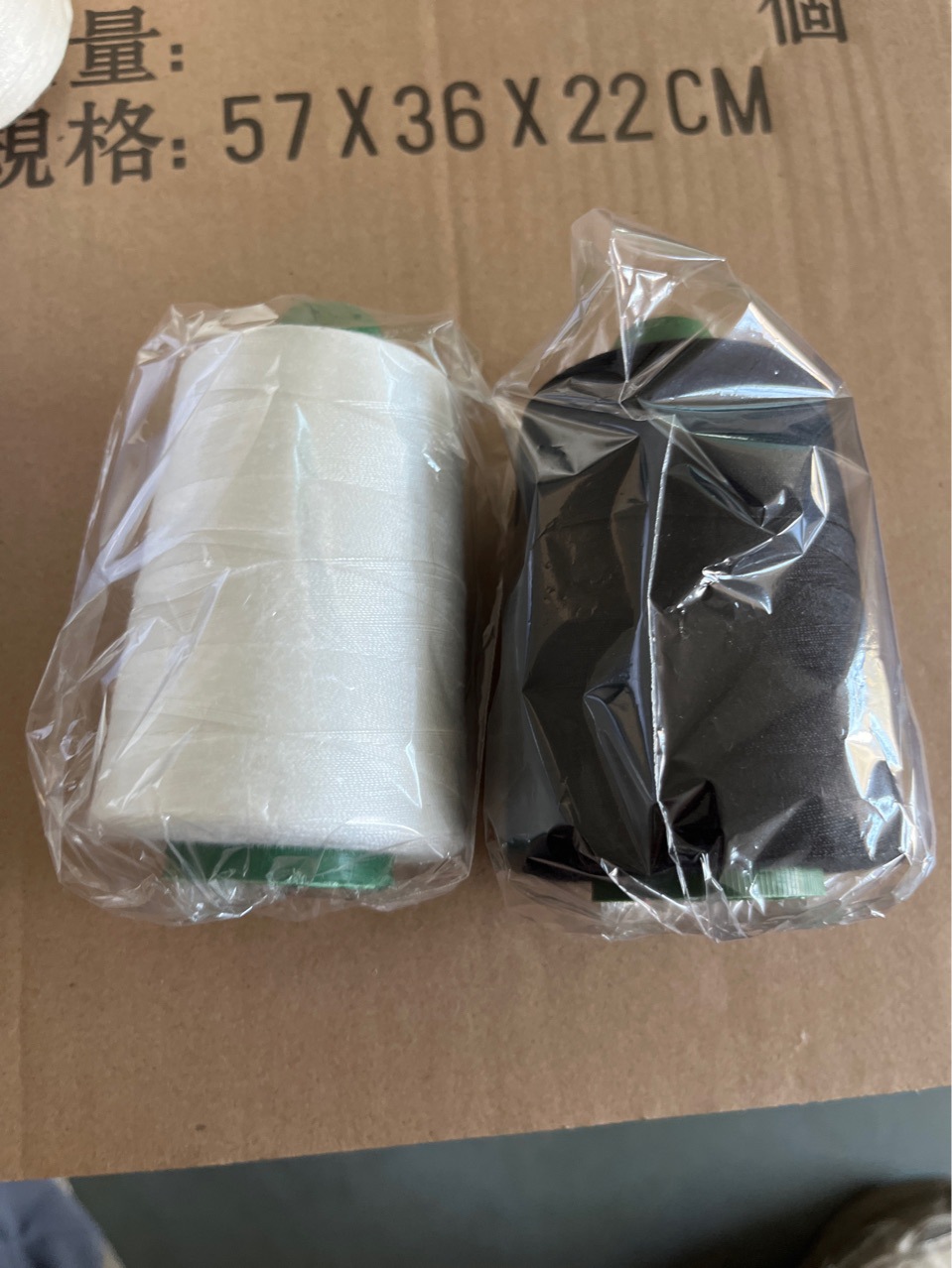 Manufacturer Supplies 402 Cotton Thread, 402 Clothing Thread, Handbag and Luggage Thread, High-Strength Cotton Thread Manufacturer 4000 Yards