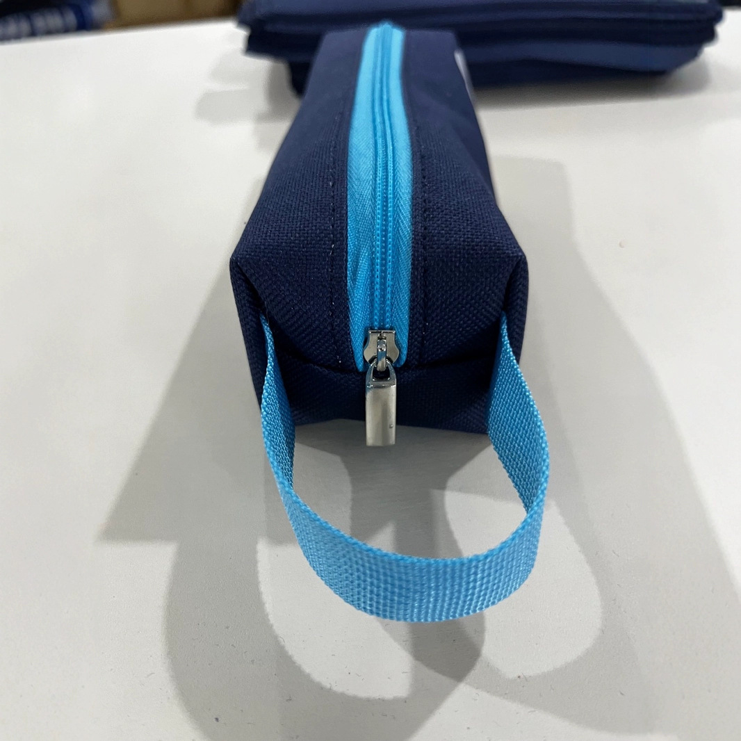 Wholesale Simple Multi-Pattern Men's Fashion Pencil Case Cute Cartoon Canvas Pencil Bag Student Stationery Box 445 Portable