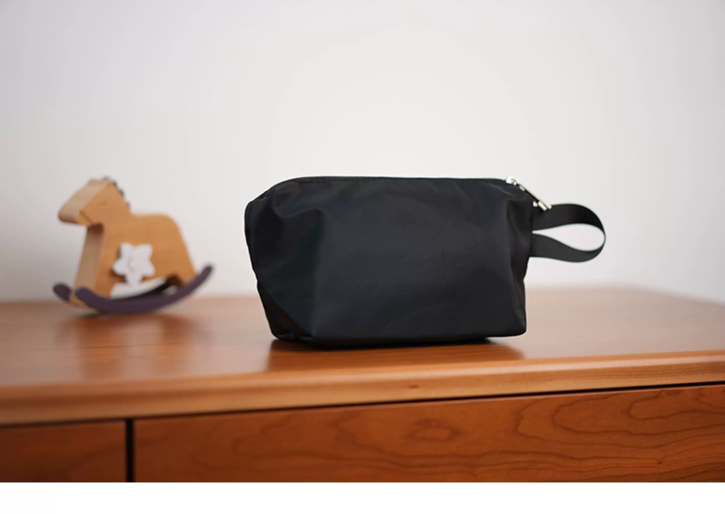 Portable Travel 5 New Cosmetic Bag Toiletry Bag Men's Waterproof Splash Large Capacity Cosmetic Bag Small