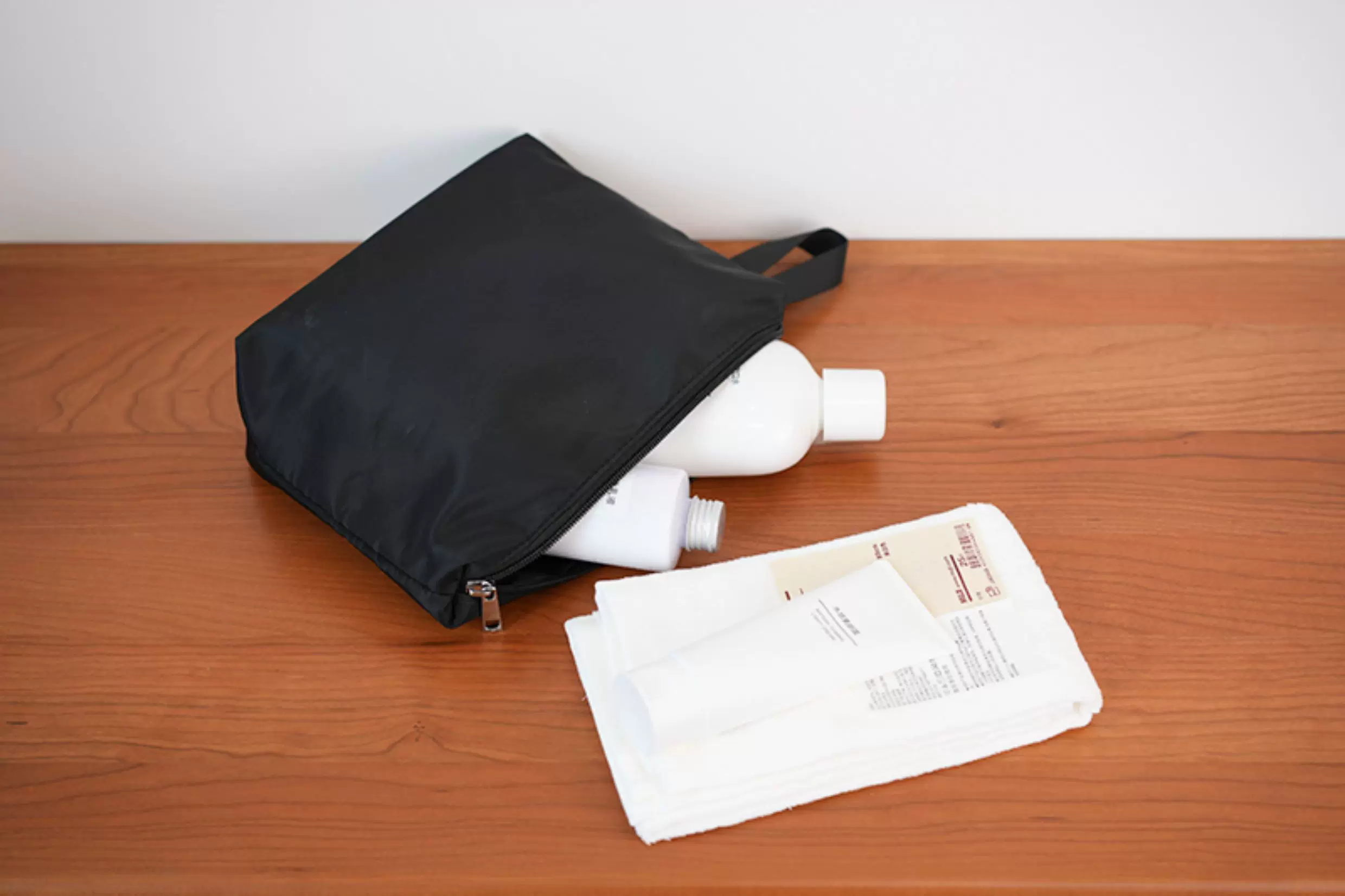 Portable Travel 5 New Cosmetic Bag Toiletry Bag Men's Waterproof Splash Large Capacity Cosmetic Bag Small