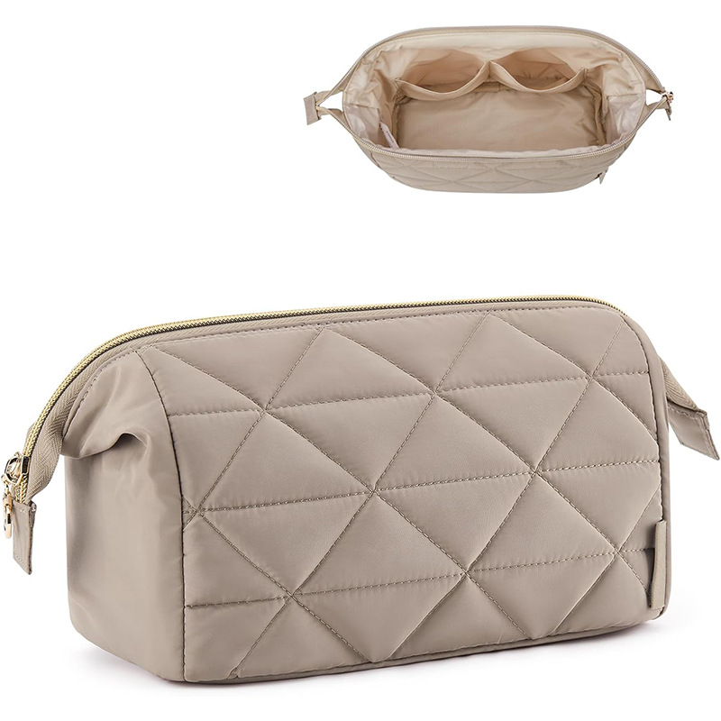 Amazon's New Quilted Fluffy Cosmetic Bag, Fashionable and High-End Cosmetic Bag, Travel Makeup and Toiletry Cosmetics Bag