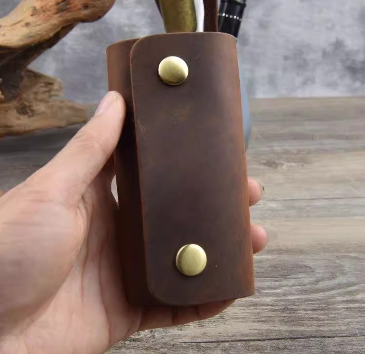 Portable Wear-Resistant Key Bag for Men and Women, Retro Genuine Leather Key Bag, Simple First-Layer Cowhide Keychain, Creative Design