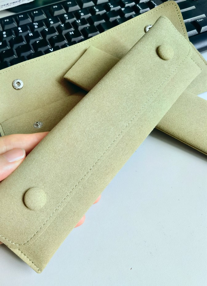 New Product Recommendation Vc Brand Special Bracelet Bag Long Chain Imitation Leather Microfiber Cloth Bag Grass Green