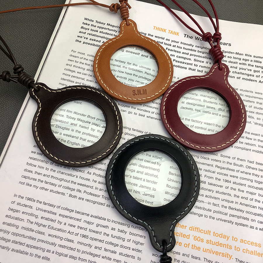 Casual Pure Color Adjustable Hanging Neck Magnifying Glass Leather Case for the Elderly and Elderly High-Power Portable Magnifying Glass Protective Cover