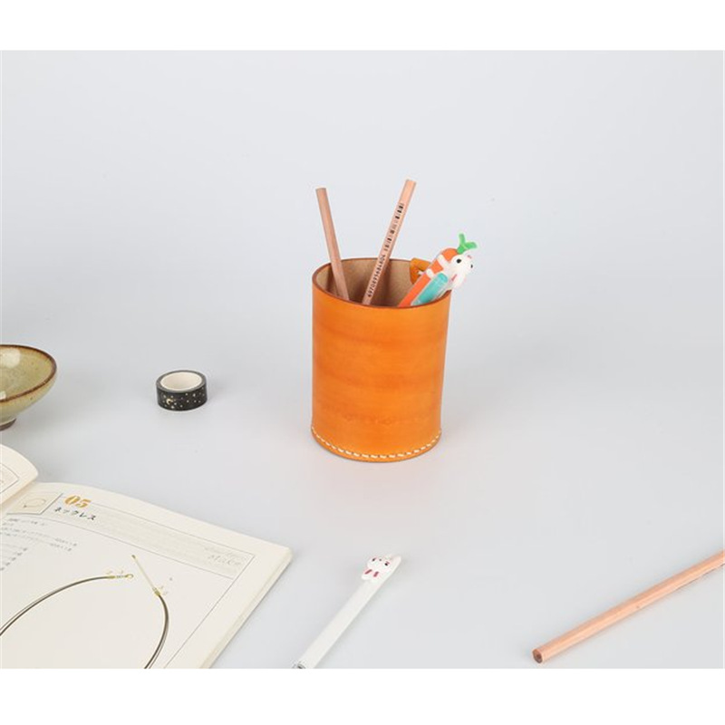 Small Fresh Leather Pen Holder Creative Pu Round Pen Holder Desktop Stationery Storage Pen Holder Business Gift