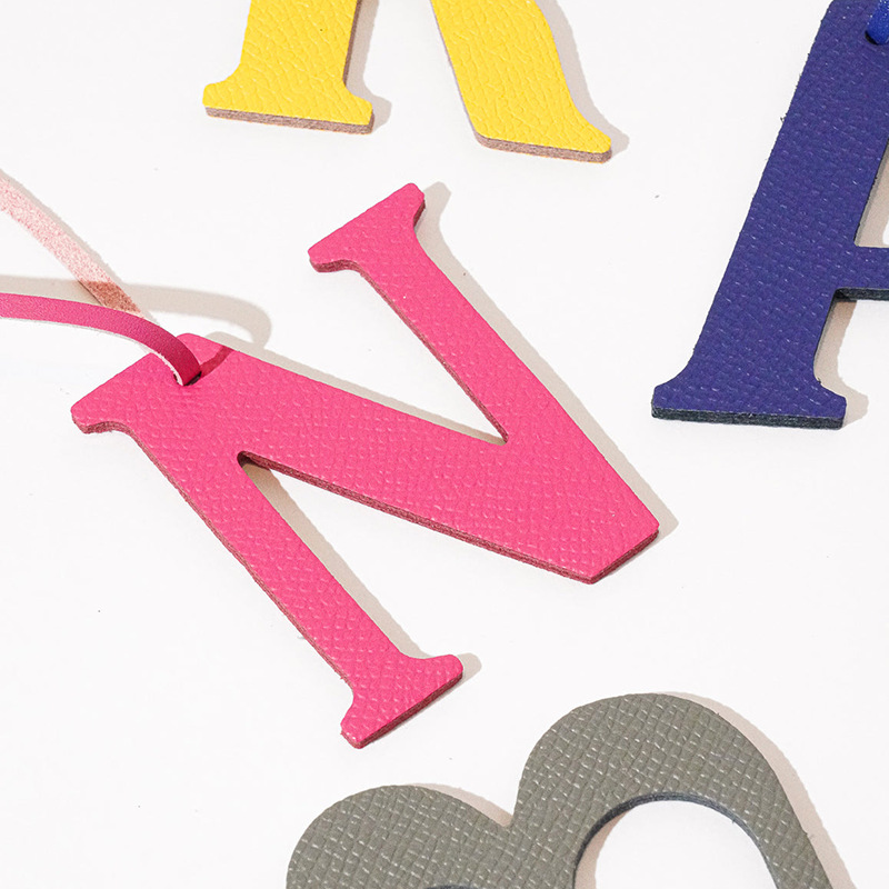 26 English Capital Letters Leather Pendants Personalized English Initials Pendants Creative DIY Bag Accessories