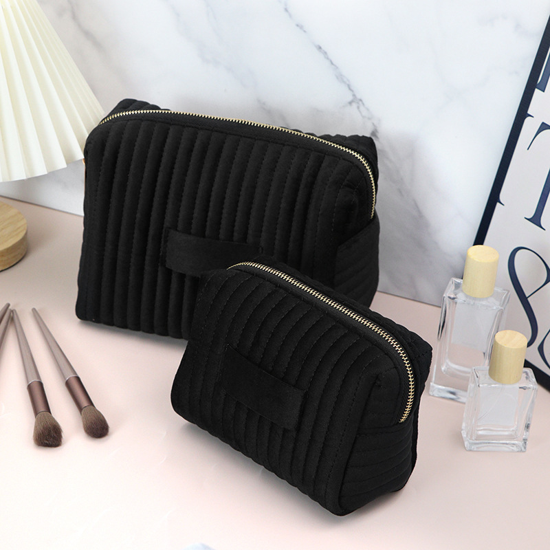 Spot New Velvet Cosmetic Bag, Soft and Skin-Friendly Skin Care Product Storage Bag, Autumn and Winter Large-Capacity Toiletry Bag