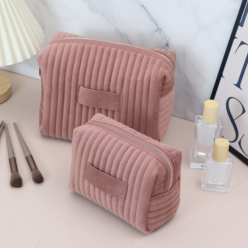 Spot New Velvet Cosmetic Bag, Soft and Skin-Friendly Skin Care Product Storage Bag, Autumn and Winter Large-Capacity Toiletry Bag