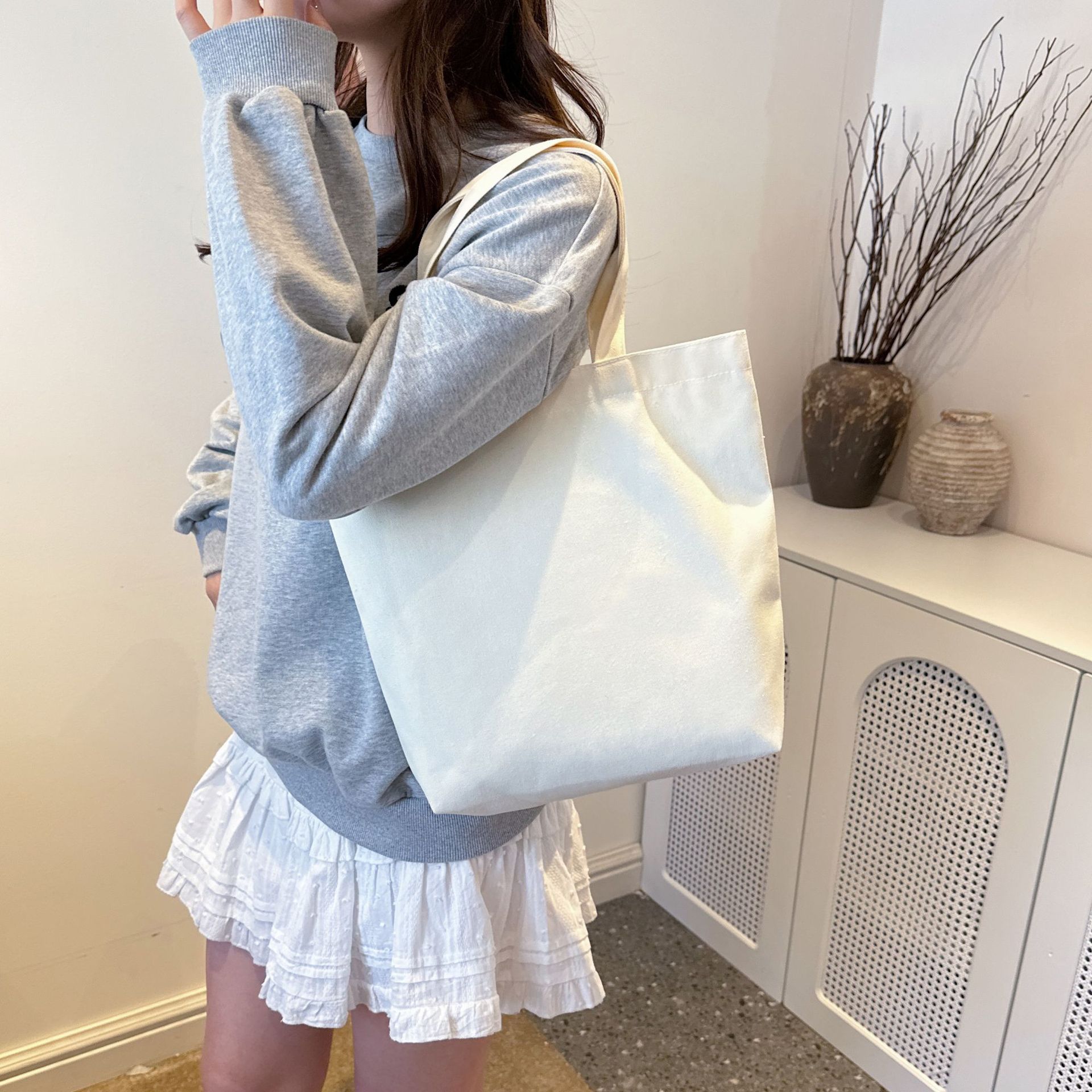 In-Stock Fast Delivery Korean Version Ins Large Capacity Single Shoulder Student Canvas Bag Shopping Bag Gift Bag One Piece Sample Free Shipping