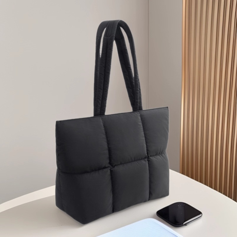 Cross-Border Laptop Bag for Women 2025 New Magnetic Shoulder Bag Suitable for 13-Inch 15inch 16inch Laptops